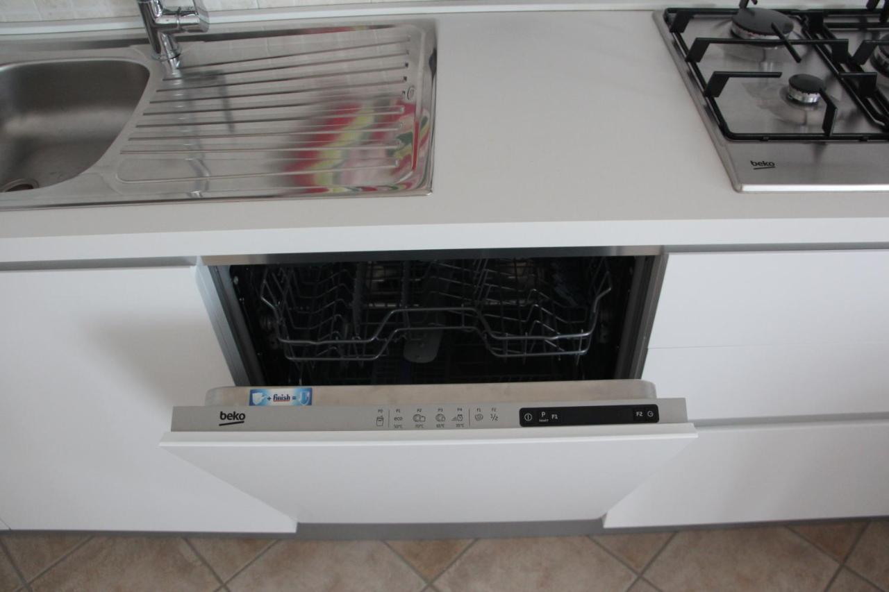 F&G 71100 - - Colazione Inclusa - Box Auto Privato Su Richiesta Foggia Buitenkant foto